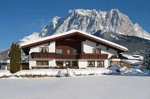 Apartamento Haus Carmen Ehrwald Exterior foto